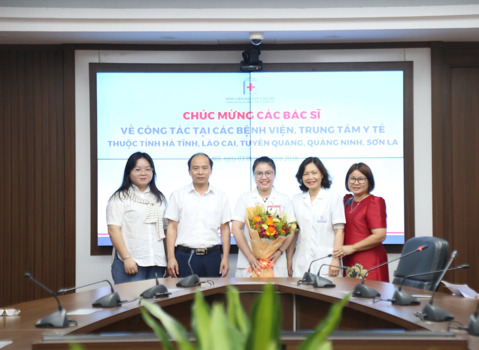 Hình ảnh tin tức Bệnh Viện Đa Khoa Số 3 Tỉnh Lào Cai Trân Trọng Chào Mừng ThS. BSNT Phạm Thị Thanh Huyền (BV Đại Học Y Hà Nội) Đến Hỗ Trợ Chuyên Môn